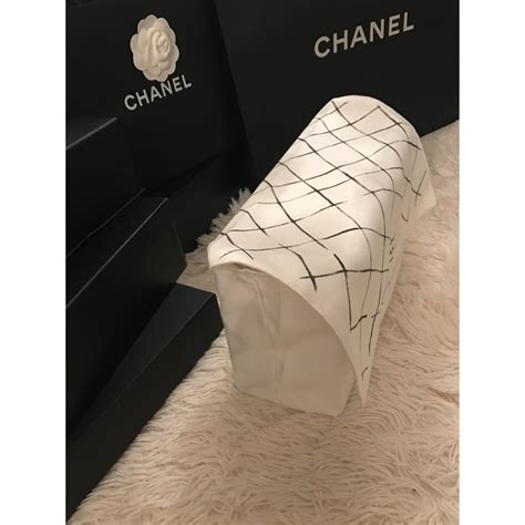 chanel white dust bag fake|chanel dust bag for sale.